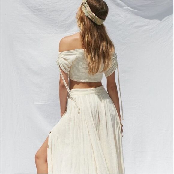 JEN’S PIRATE BOOTY | Off White Off-Shoulder Vesuvius Tie Boho Top Women’s Size S - Picture 3 of 8